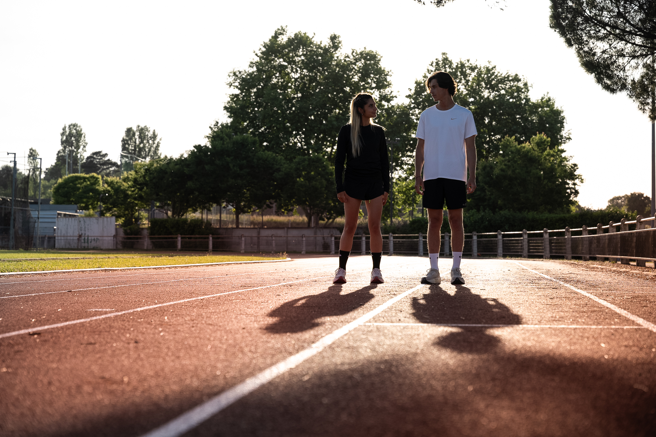 depart-sprint-couple-runners-bruges