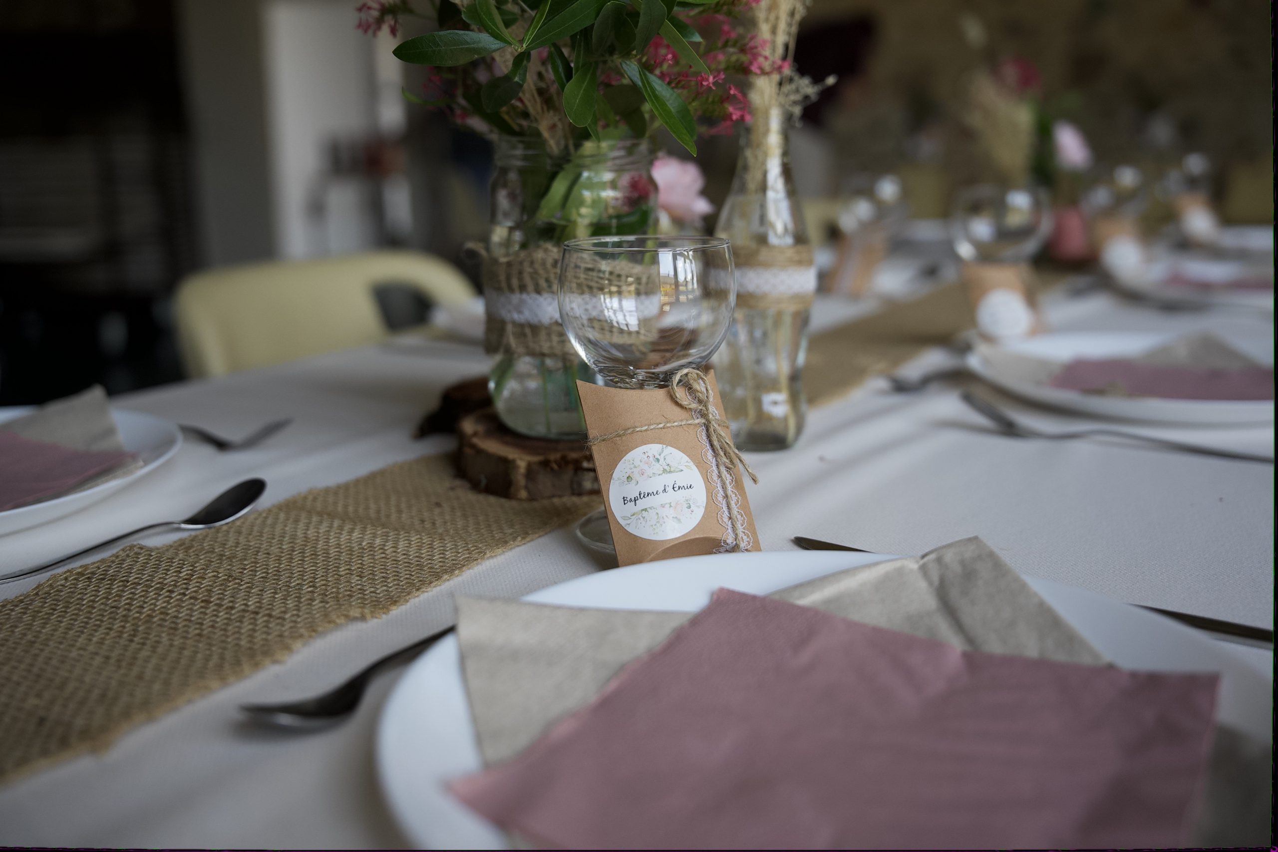 details-table-ceremonie-evenement-heureux
