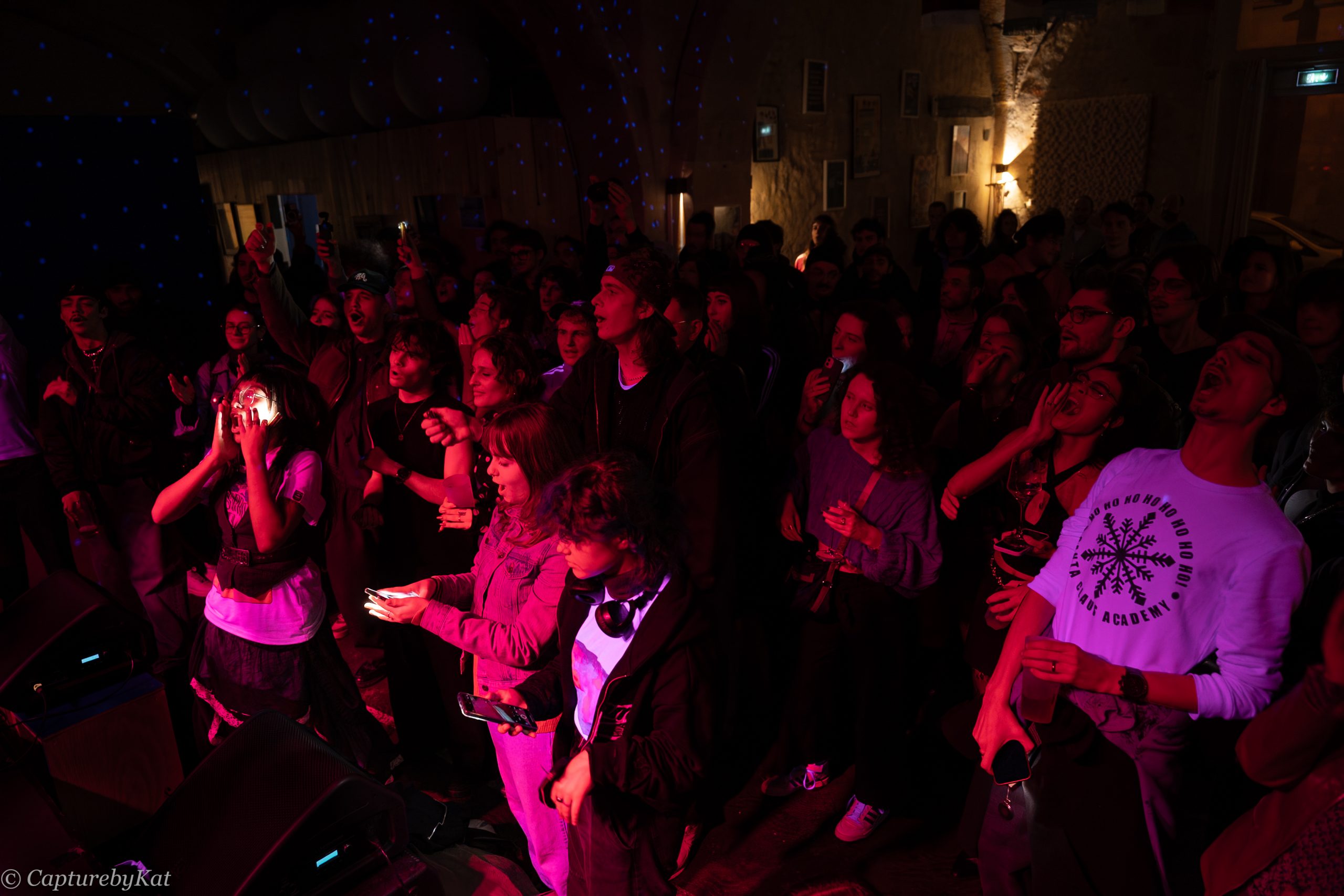 foule-evenement-artistique-bordeaux
