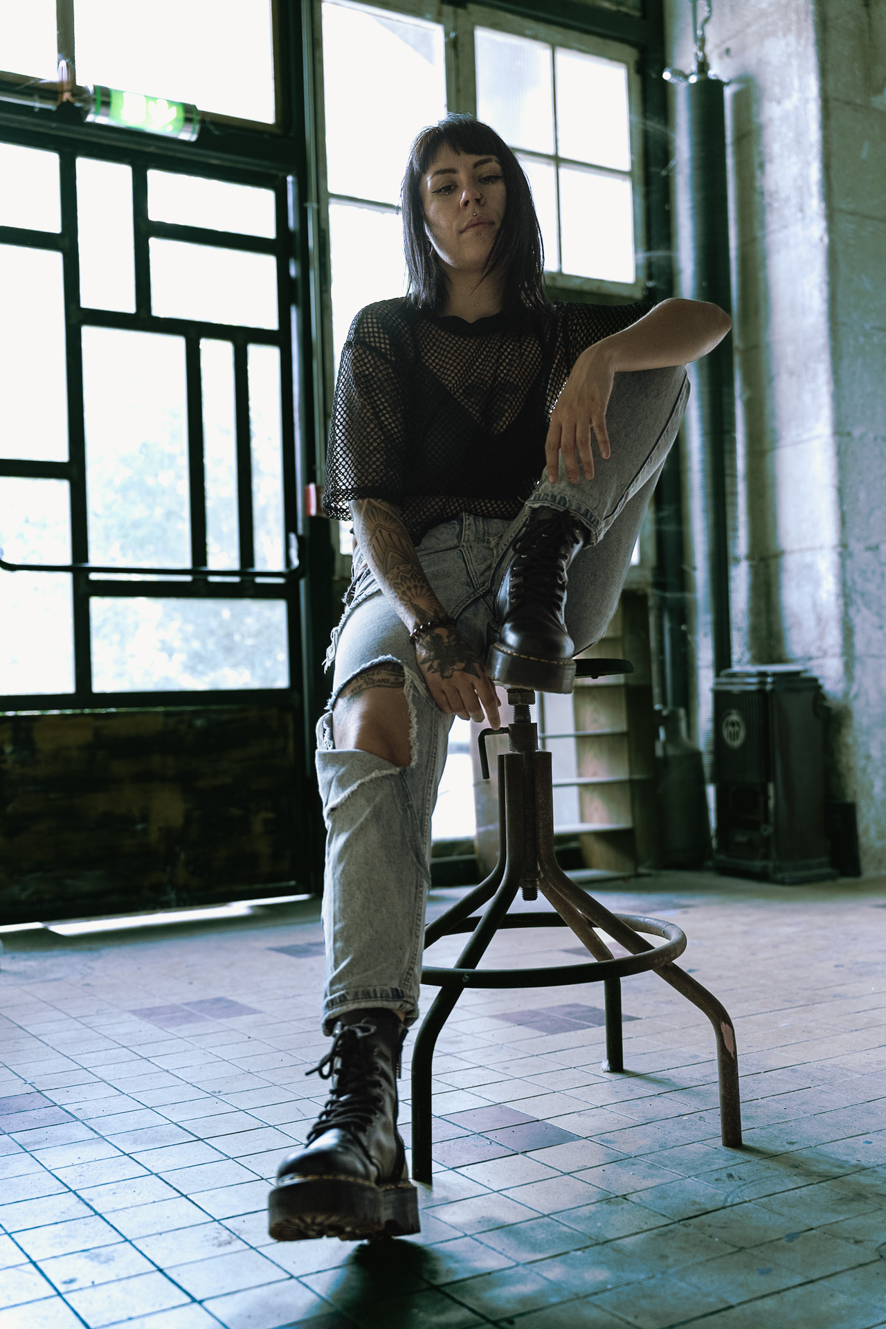 shooting-photo-style-grunge-mode-underground